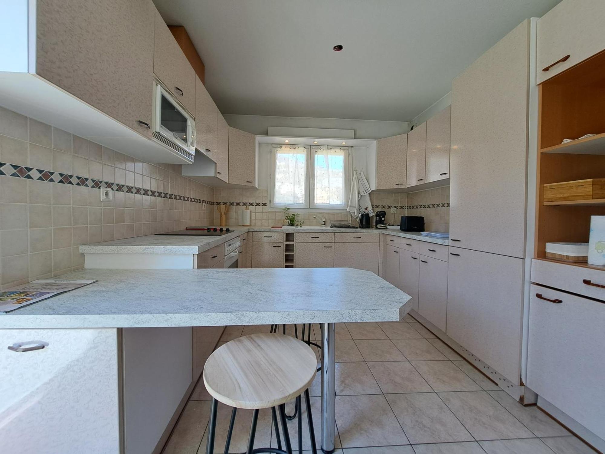 Grand T2 Proche Centre Ville, Vue Mer Et Montagne Bastia  Ngoại thất bức ảnh