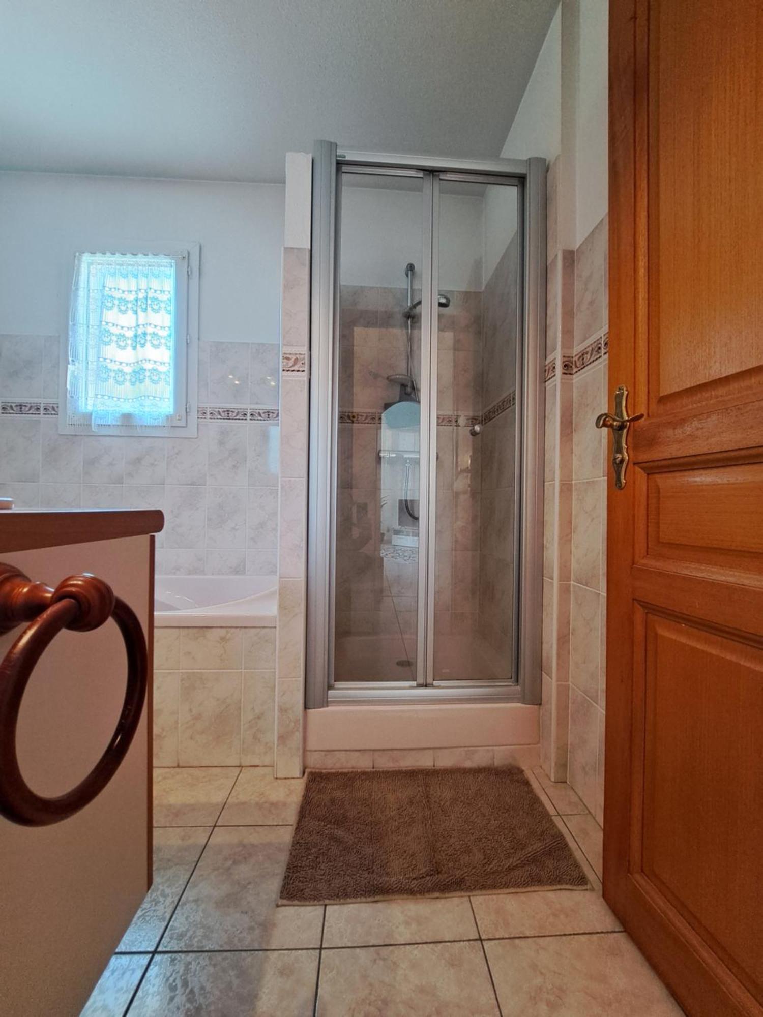 Grand T2 Proche Centre Ville, Vue Mer Et Montagne Bastia  Ngoại thất bức ảnh